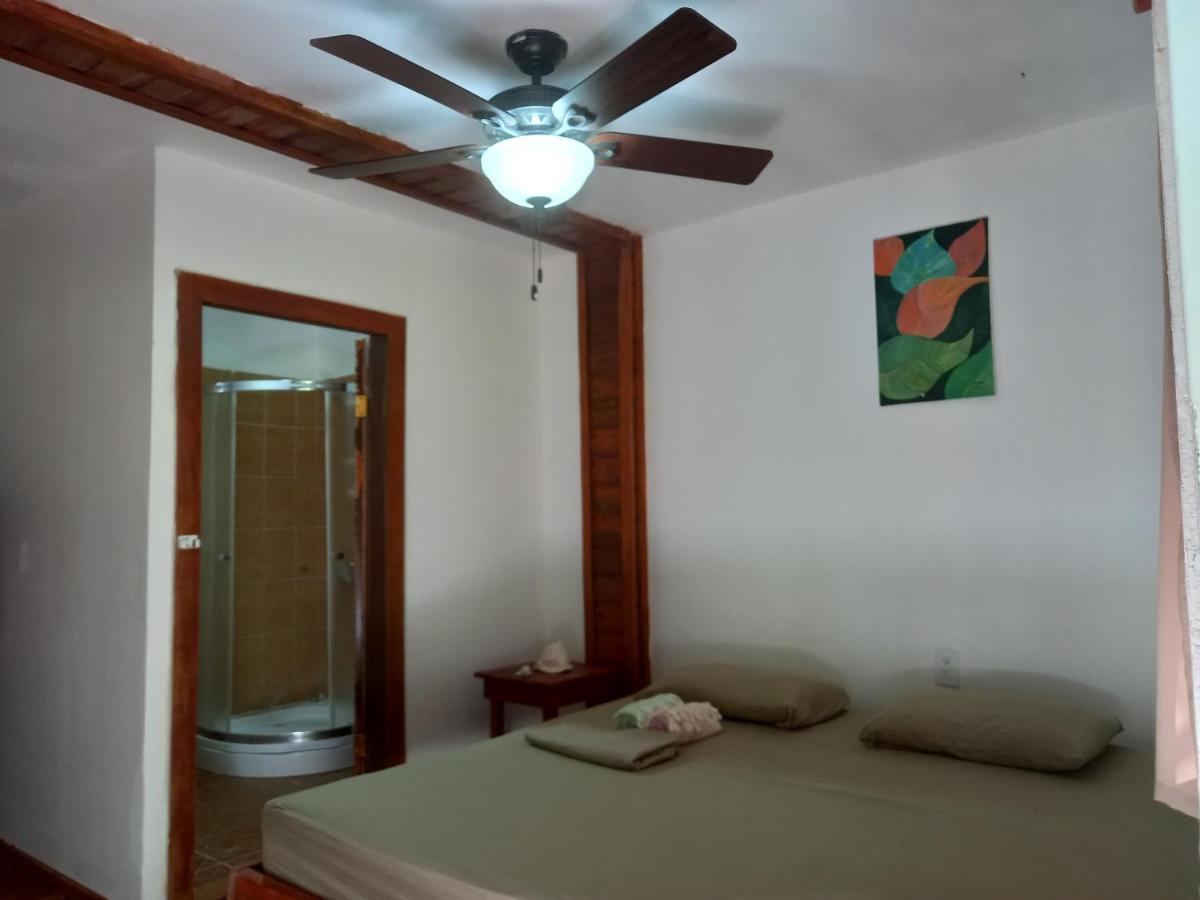 Onat Hostel West End Private Or Shared Room Exterior photo